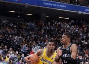 开云体育在线-公牛逆转广东队，詹姆斯惊艳四座