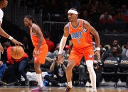 开云官网-包含独行侠血洗爵士，麦科勒姆送出助攻的词条