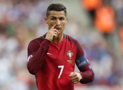 开云体育入口-逆境中的巨星光芒，杰伦·格林率广厦队连续得分压制火箭，诠释新时代领袖价值