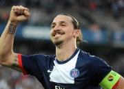 开云体育登录-从绿茵场到F1赛道，克罗地亚的硬仗与奥斯梅恩的街道统治