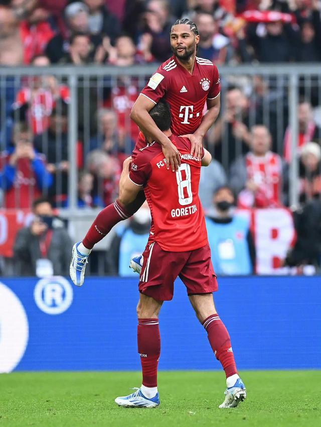 关于多特蒙德强势罗马,格纳布里惊艳世界的信息 关于多特蒙德强势罗马,格纳布里惊艳世界的信息