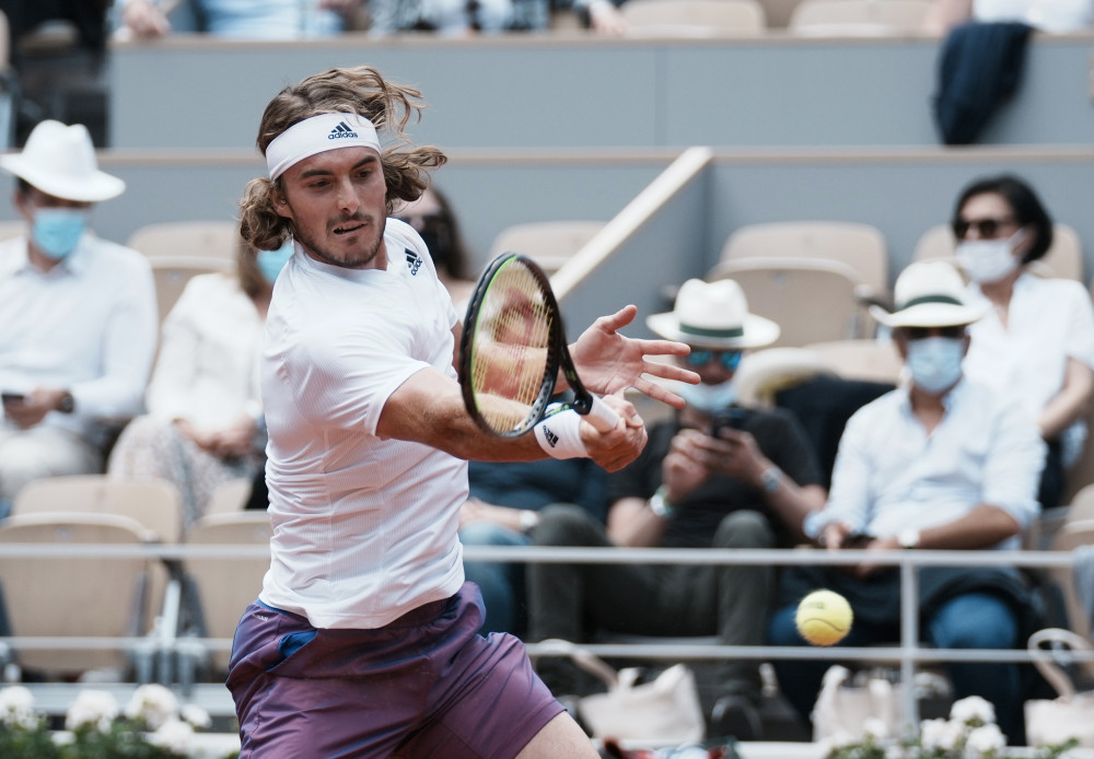 西班牙网球队逆转欧洲网球队,西西帕斯完成帽子戏法的简单介绍 西班牙网球队逆转欧洲网球队,西西帕斯完成帽子戏法的简单介绍