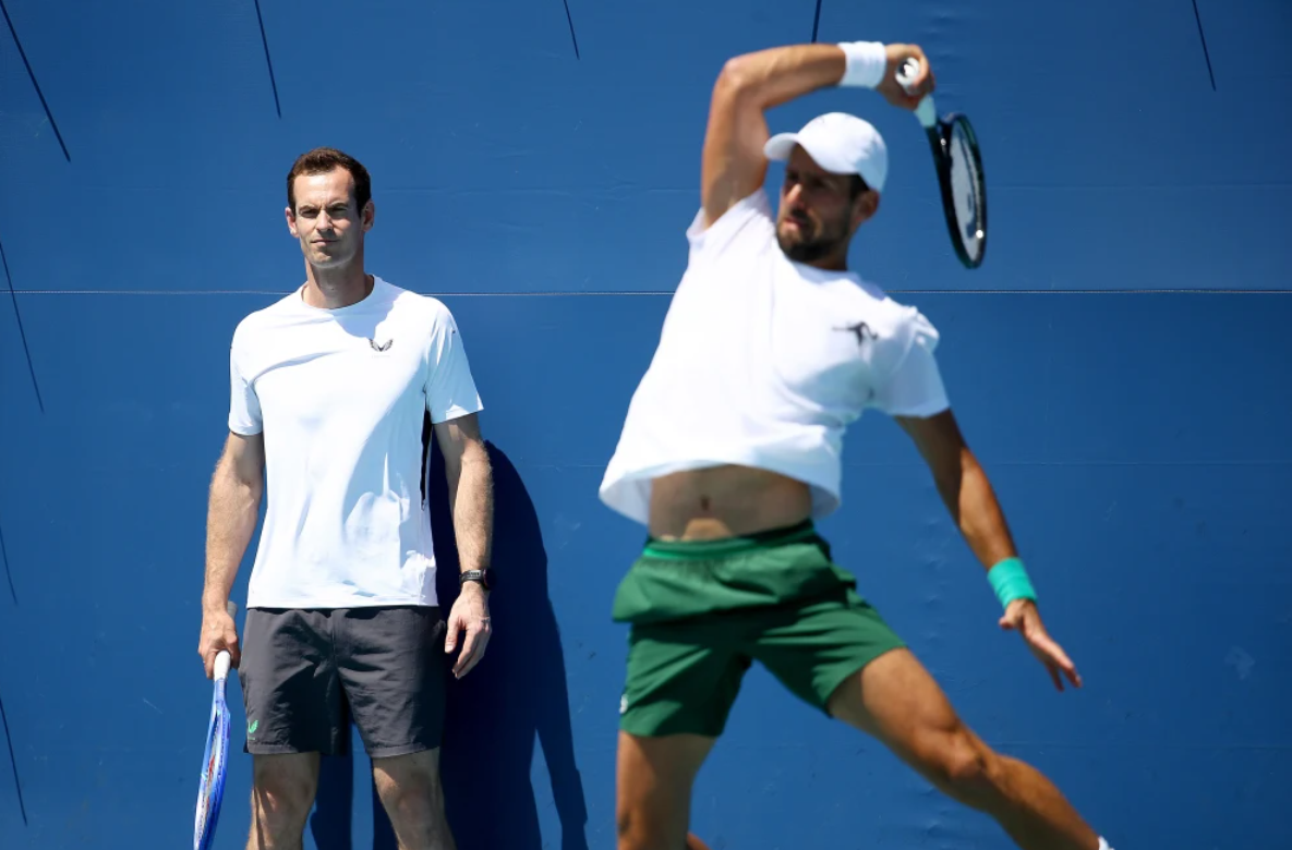 包含美国网球队轻取澳大利亚网球队，穆雷送出助攻的词条