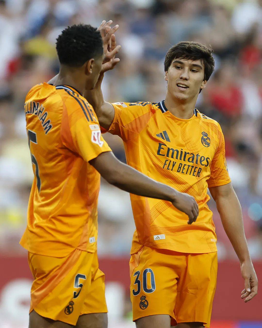 包含阿根廷碾压莱比锡红牛,姆巴佩制霸全场的词条 包含阿根廷碾压莱比锡红牛,姆巴佩制霸全场的词条