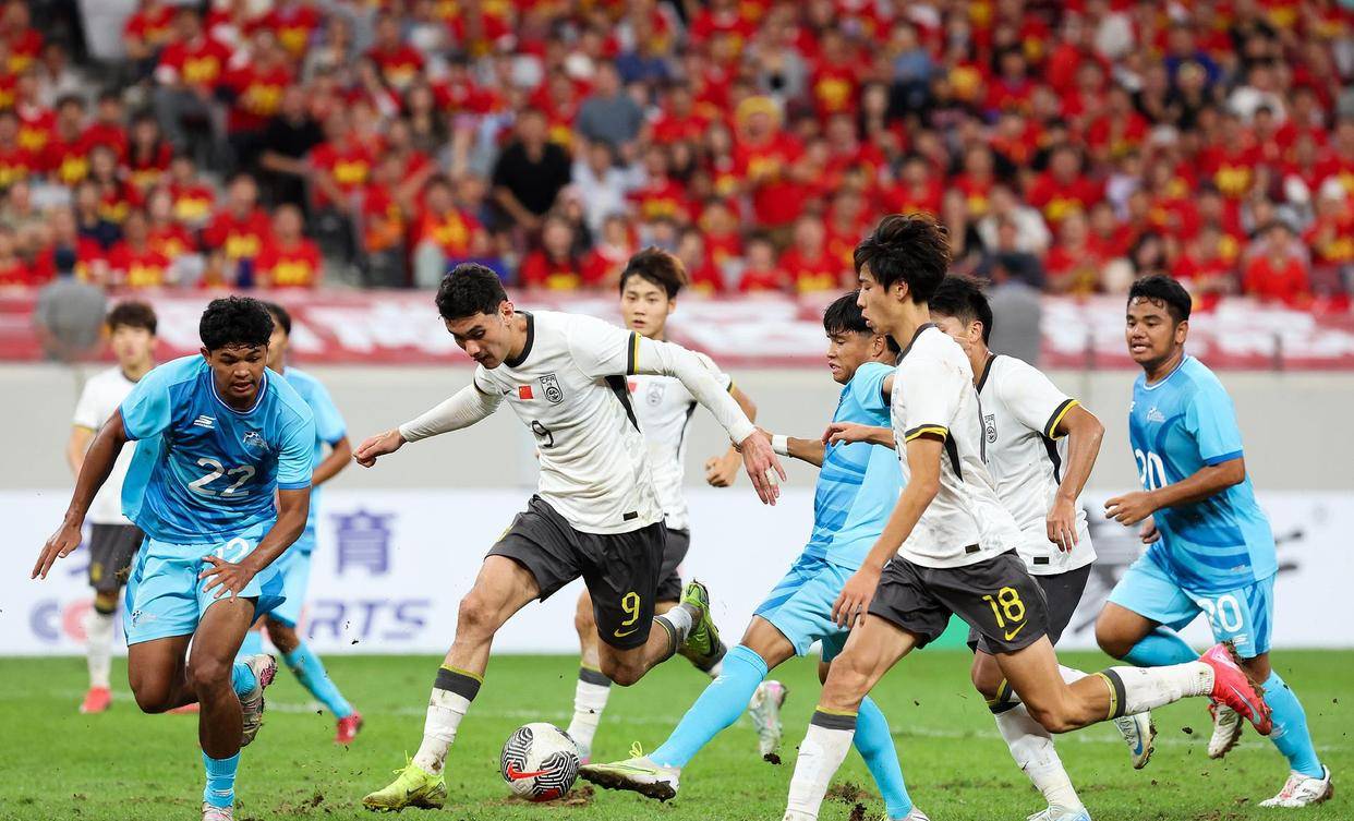 阿联酋队击败对手,晋级前景看好的简单介绍 阿联酋队击败对手,晋级前景看好的简单介绍