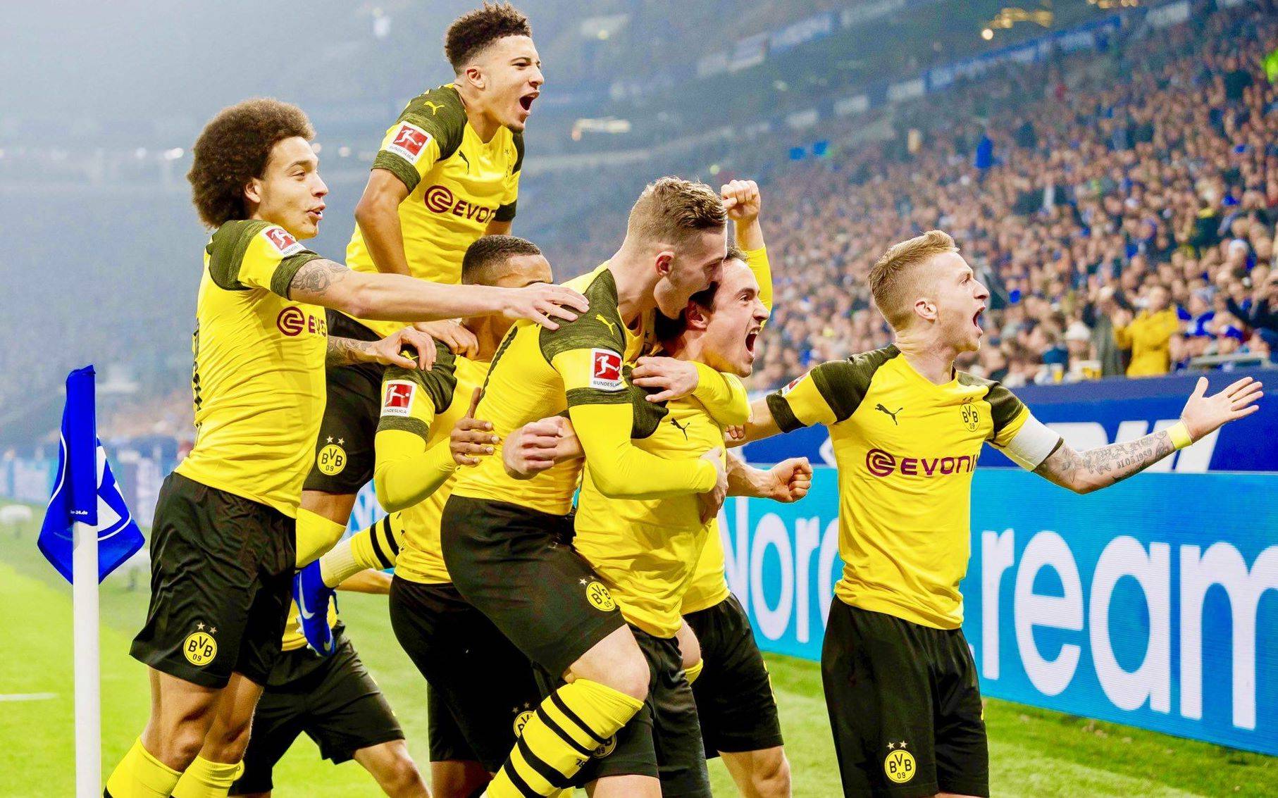 包含莱比锡客场逆转多特蒙德,上演逆袭之战的词条 包含莱比锡客场逆转多特蒙德,上演逆袭之战的词条