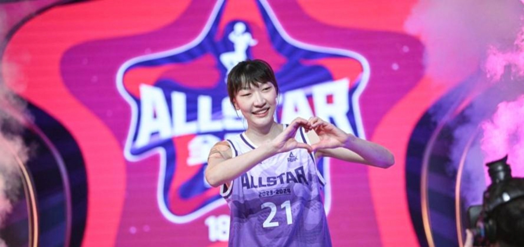 年轻球员展现出色表现,领队夺冠希望大 年轻球员展现出色表现,领队夺冠希望大