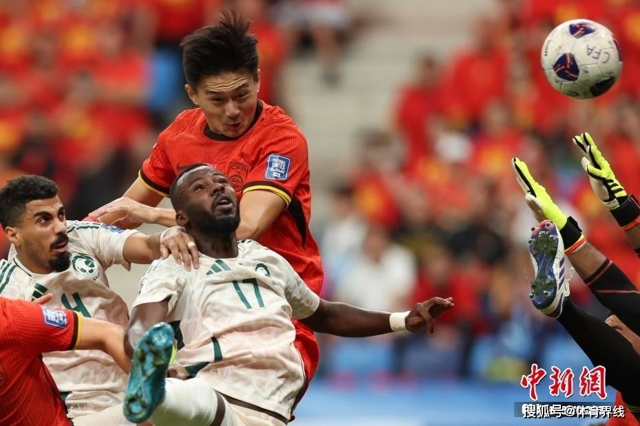 精彩进攻战术，帮助球队获胜