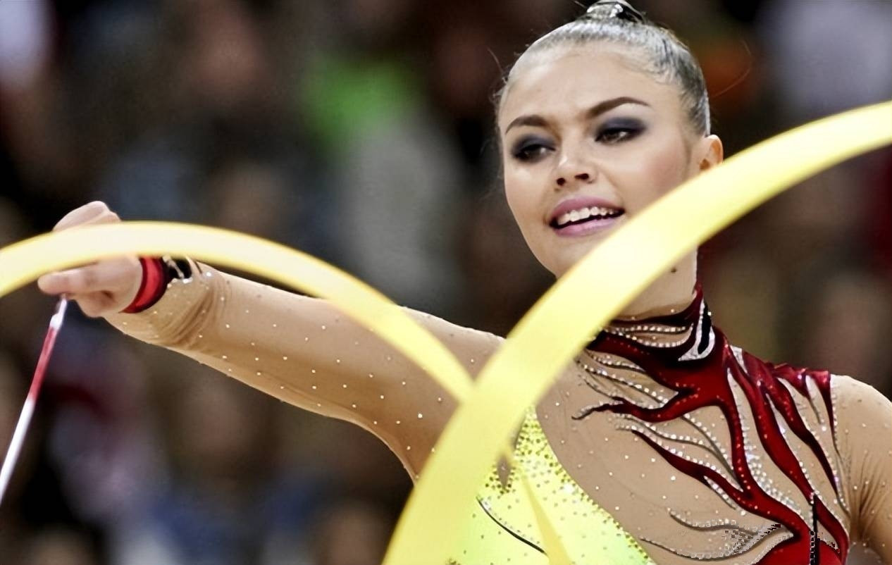 俄罗斯选手在体操项目中展现顶尖水准 俄罗斯选手在体操项目中展现顶尖水准