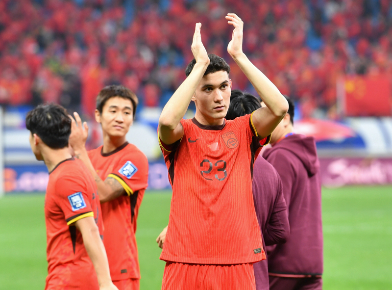 热那亚惊险获胜,球员表现亮眼的简单介绍 热那亚惊险获胜,球员表现亮眼的简单介绍