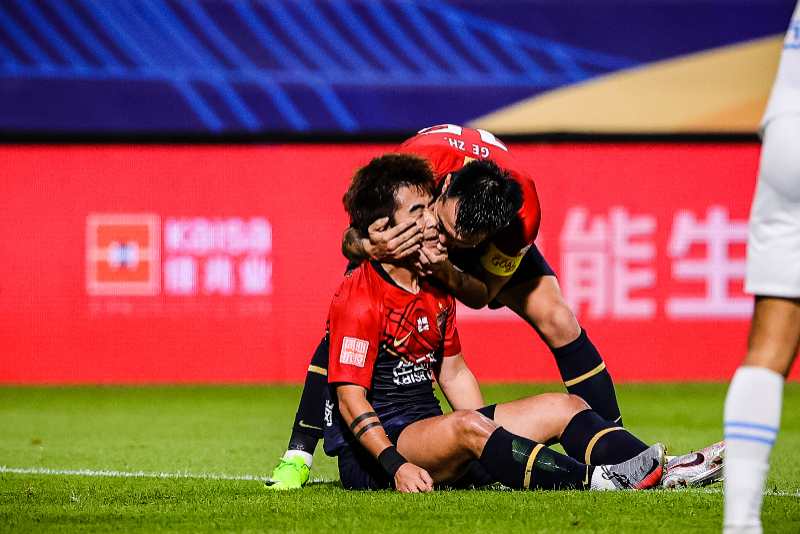 深圳佳兆业逆转重庆斯威,终结连败 深圳佳兆业逆转重庆斯威,终结连败