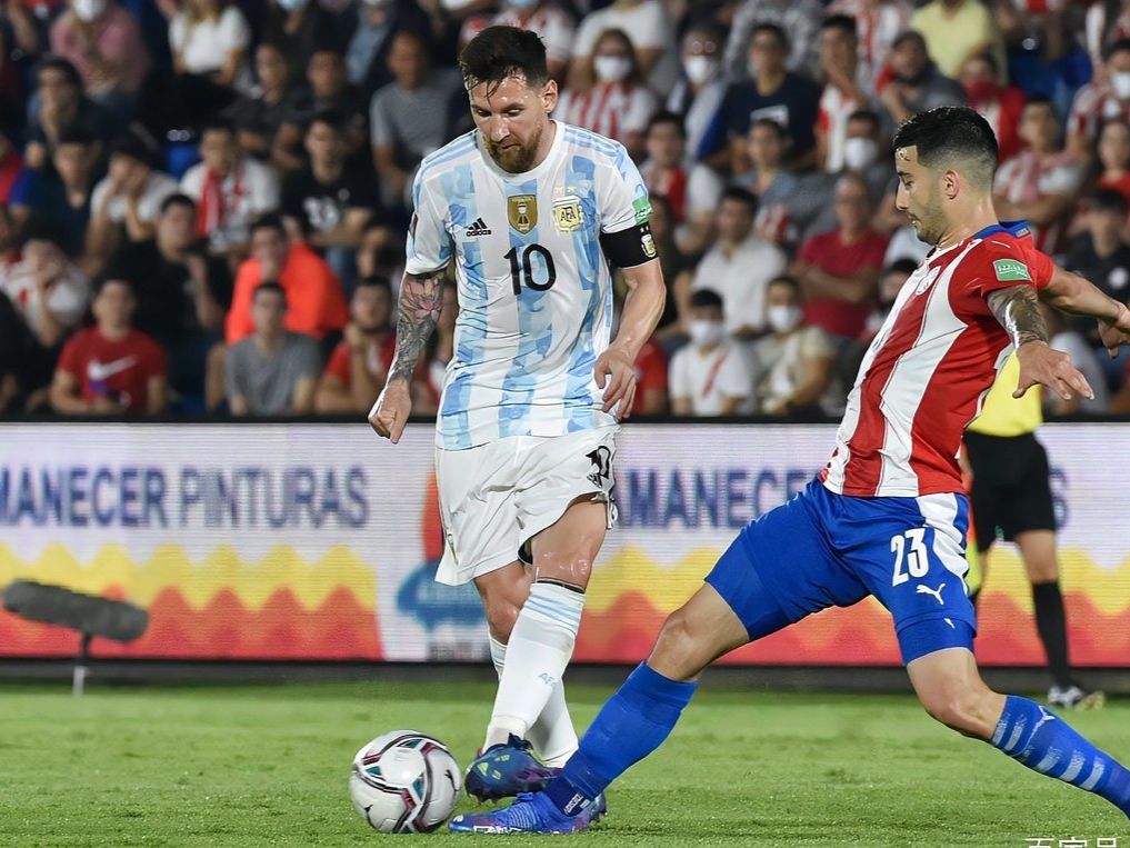 包含阿根廷足球甲级别联赛球队踢出精彩表现的词条