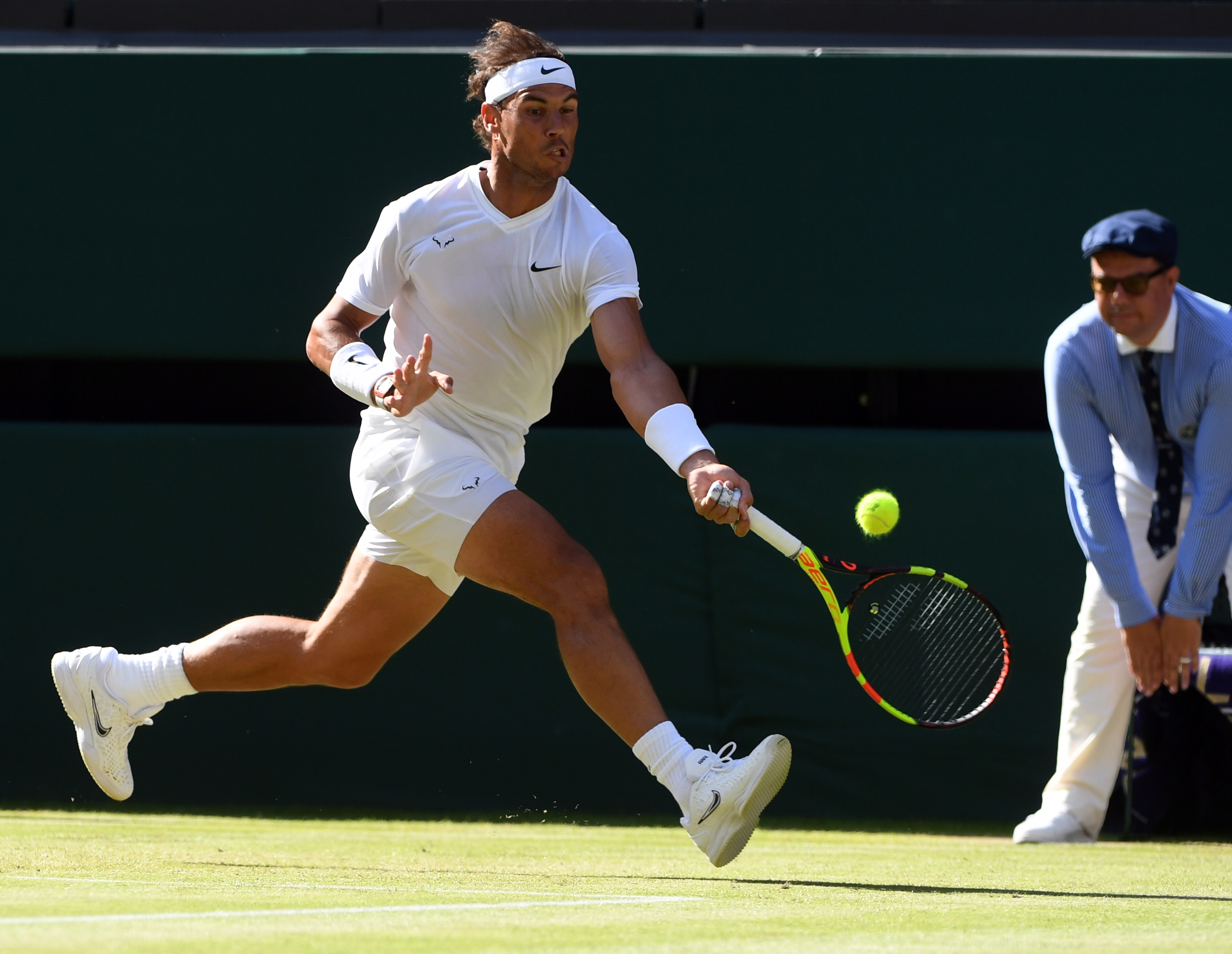 拉沃尔杯完胜温网，纳达尔高光表现的简单介绍