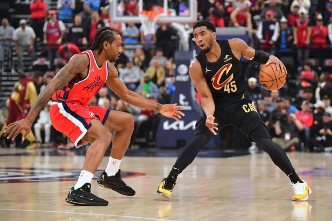 骑士逆转上海队，伦纳德统治全场的简单介绍